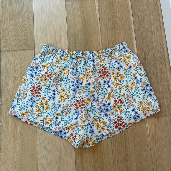 L’academie floral shorts - Picture 2 of 3